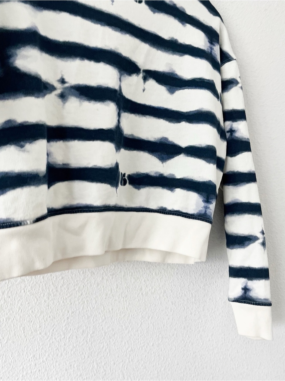 BA&SH Sete Navy Ivory Tie Dye Boho Streetwear Cropped Sweatshirt - Picture 6 of 11